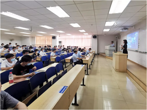新“鋰”想 新起點！中偉2022年校園招聘中南大學(xué)站宣講會舉行